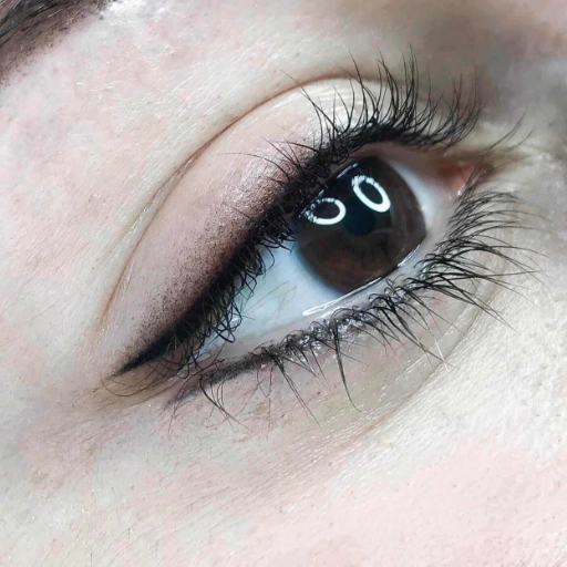 eyeliner tattoo
